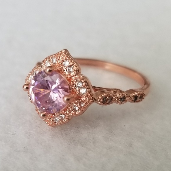 *only size 9 left!* Pink Rose Gold Ring - Picture 2 of 7